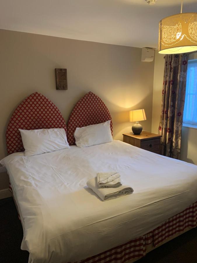 Shrivenham The Barrington Arms Hotel מראה חיצוני תמונה