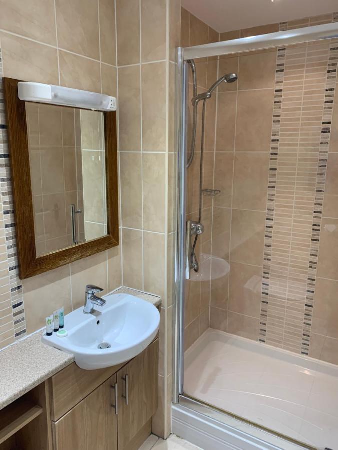 Shrivenham The Barrington Arms Hotel מראה חיצוני תמונה
